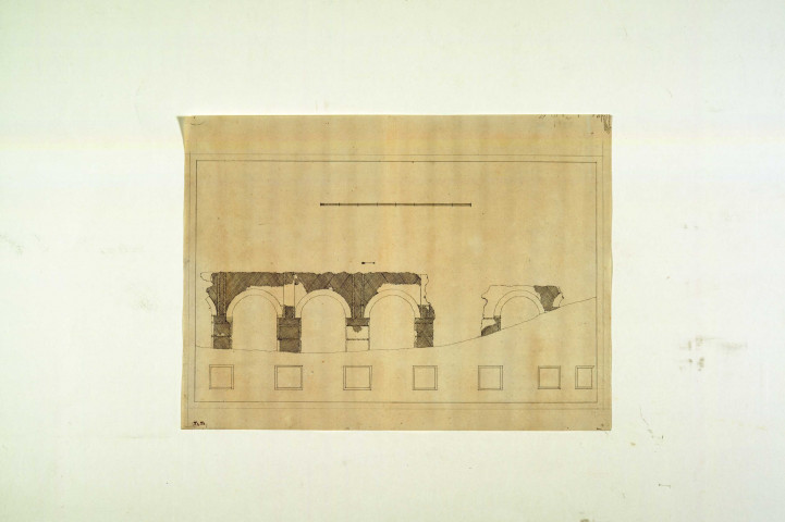 Plan et élévation des ruines du pont-chaussées-aqueduc sur le vallon du territoire de Chavanon.
