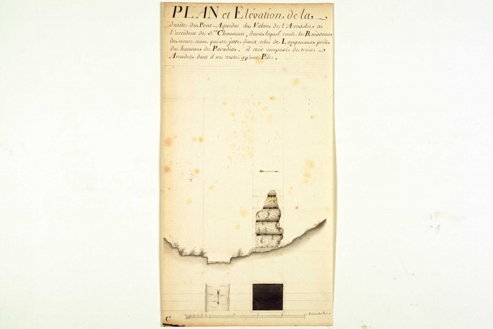 Plan et élévation de la droite du pont-aqueduc du vallon de l'Arc-Solet à l'occident de Saint-Chamont.